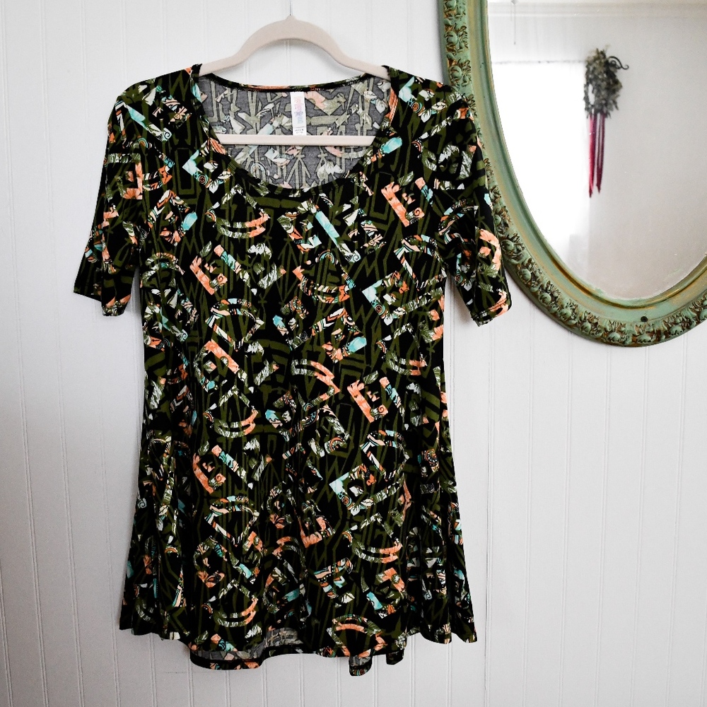 LuLaRoe Perfect-T, Olive & Black Design